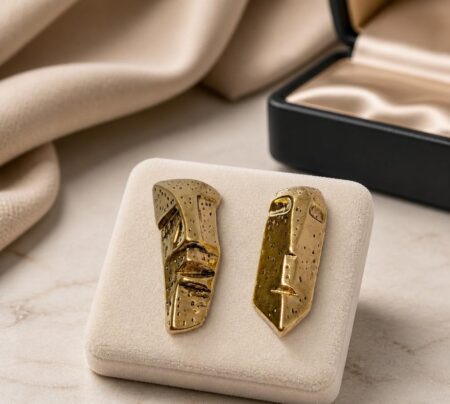 Sculpted Echoes Stud Earrings